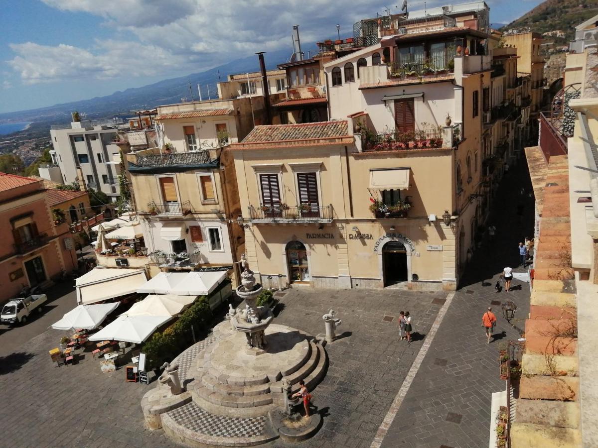 Aly Art Apartment Taormina Duomo, Gulf & Etna View المظهر الخارجي الصورة
