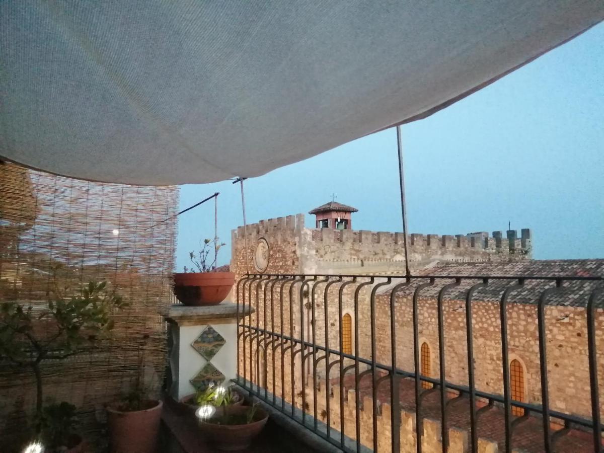 Aly Art Apartment Taormina Duomo, Gulf & Etna View المظهر الخارجي الصورة