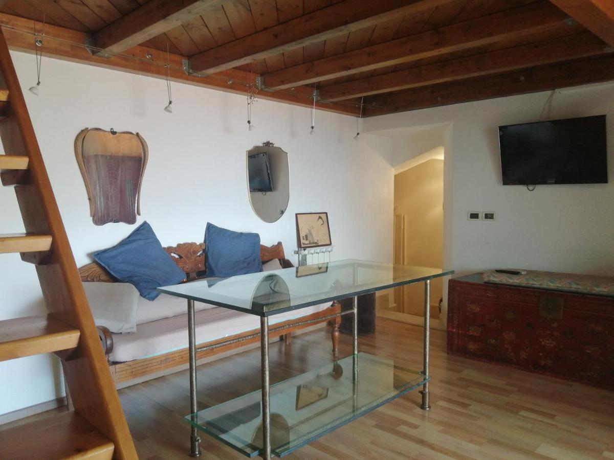 Aly Art Apartment Taormina Duomo, Gulf & Etna View المظهر الخارجي الصورة